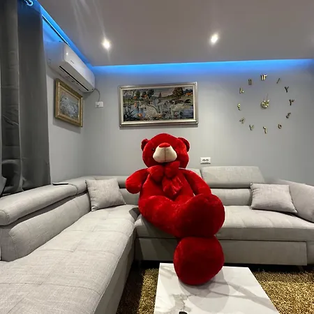 Nyaraló Luxury Near Center Tirana