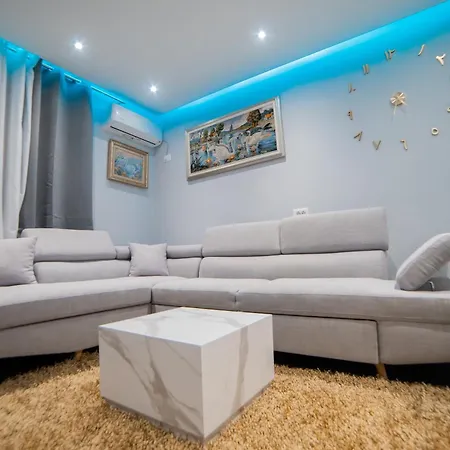 Nyaraló Luxury Near Center Tirana